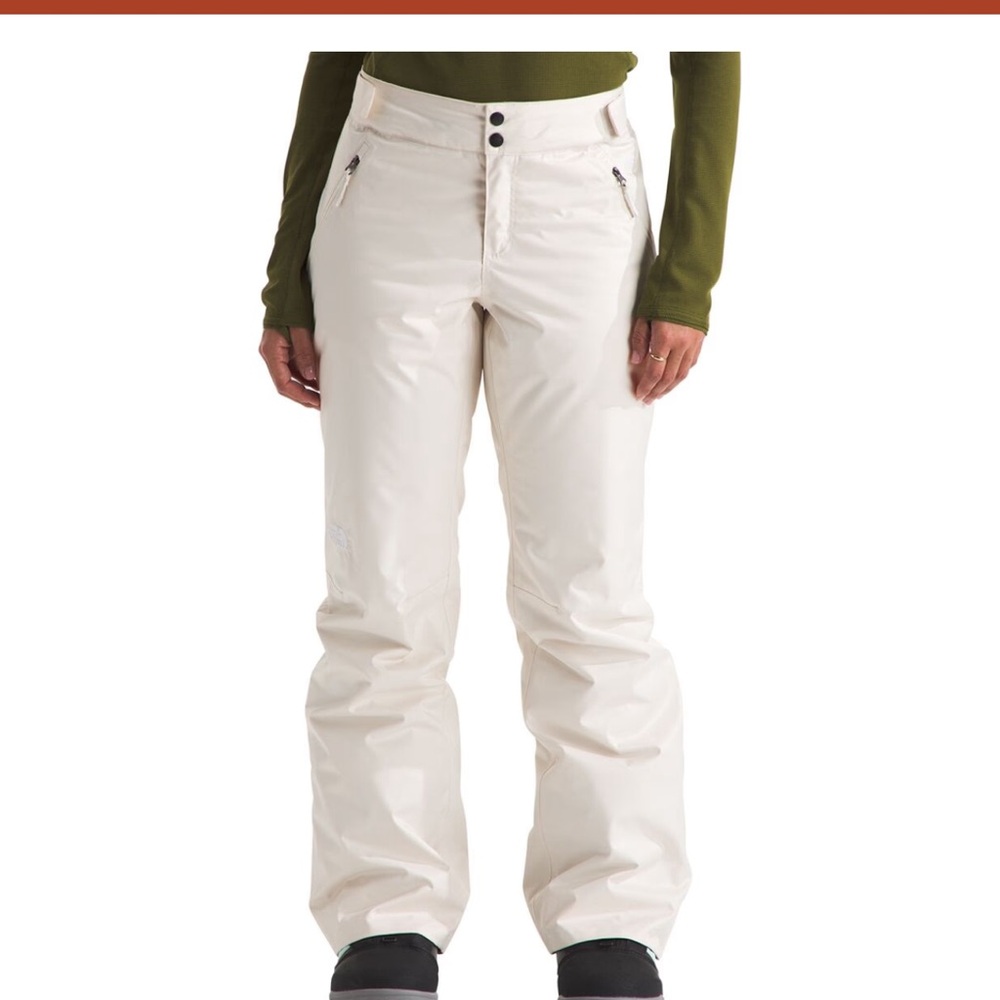 NWT North Face Sally Insulated Womens Snowpants